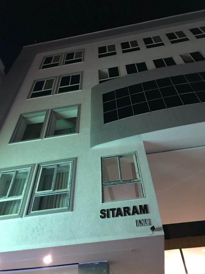Sitaram Inn Bhadrácsalam Kültér fotó